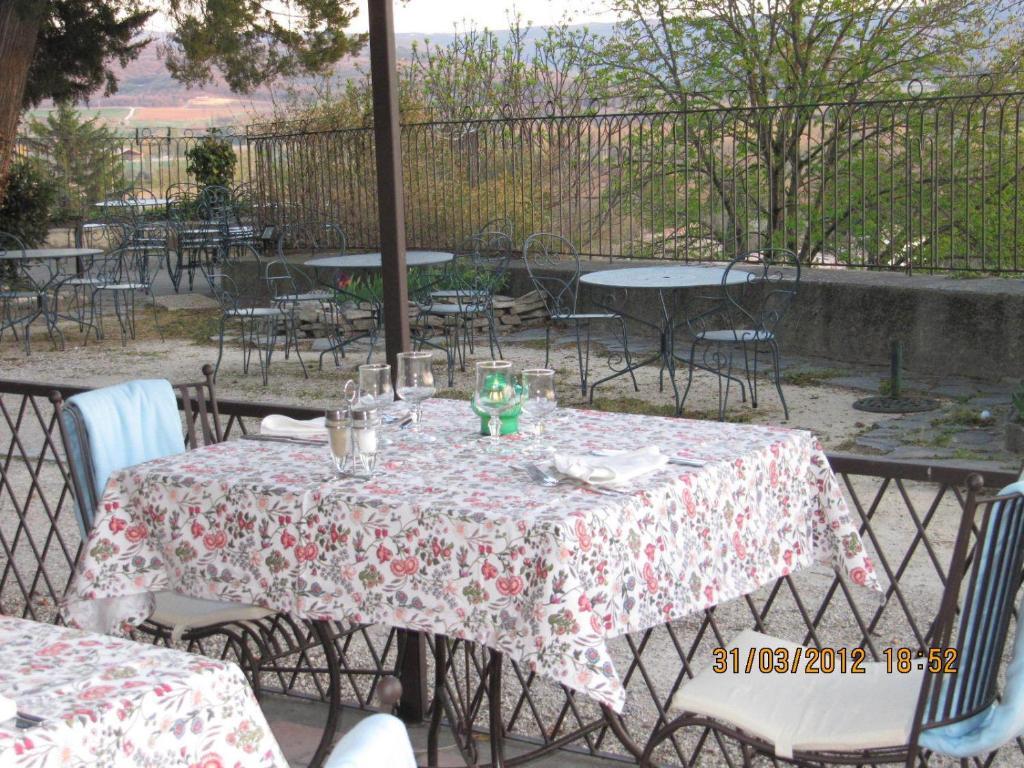 Le Castel Du Mont Boise Hotel Montboucher-sur-Jabron Exterior foto